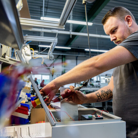 ENTRA industrie électromécanique main d'oeuvre qualifiée