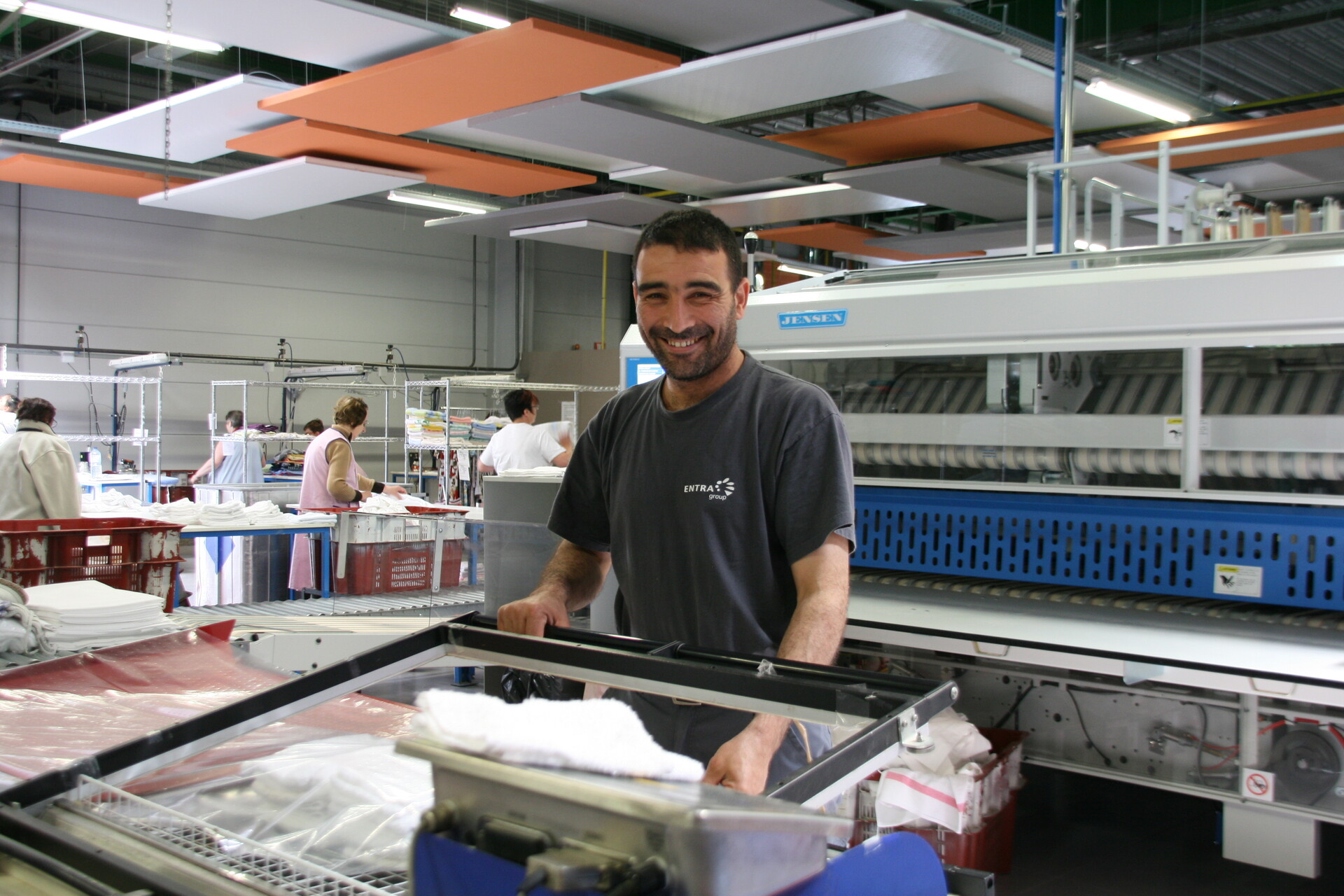 ENTRA Blanchisserie industrielle traitement vêtements de travail